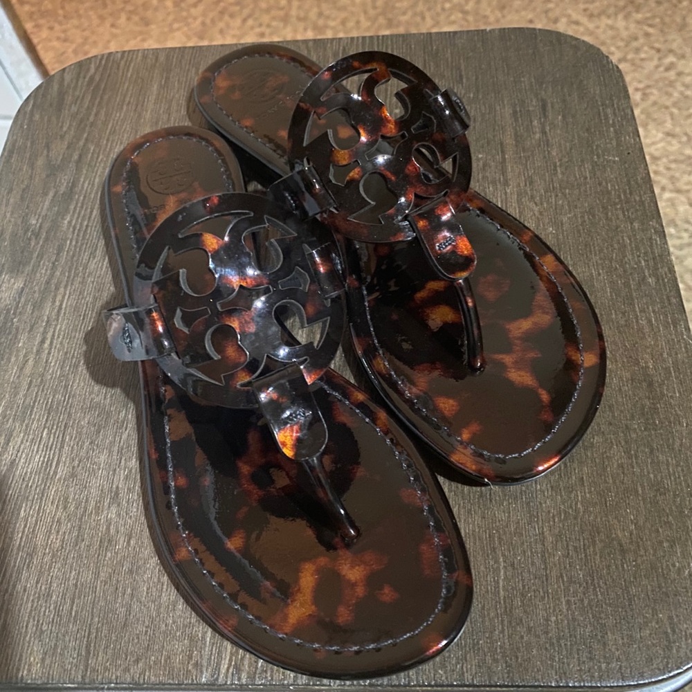 Tory Burch Miller Tortoise 7.5 BNIB